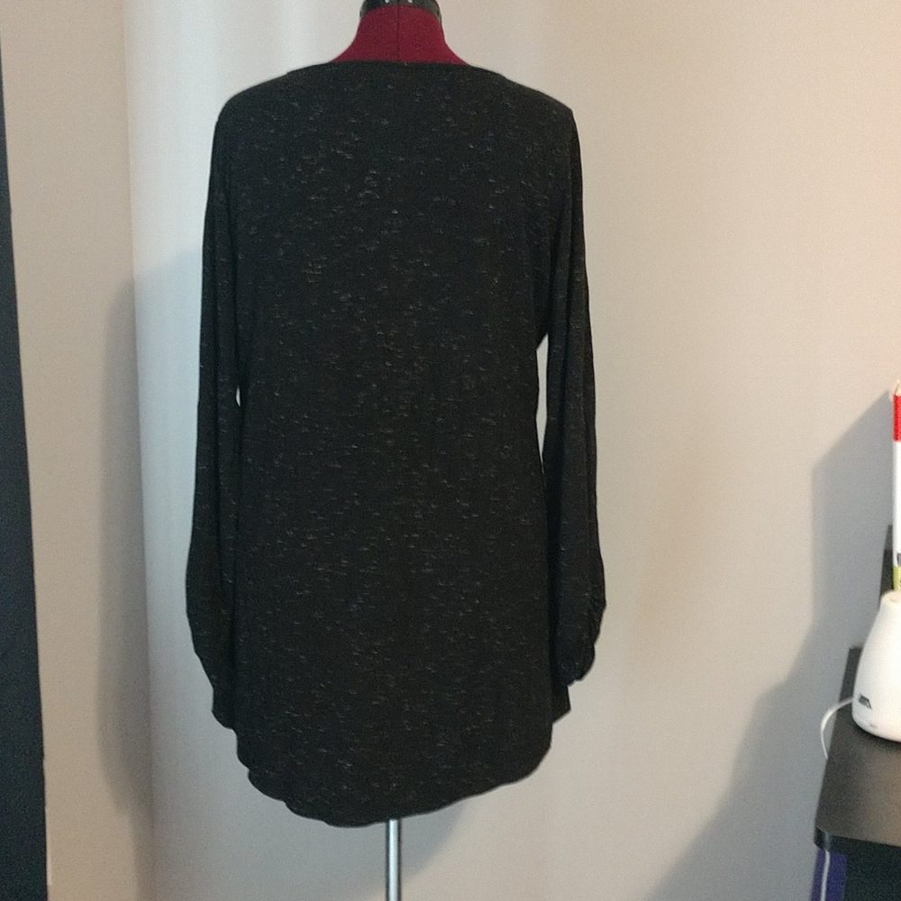 Top - Picture 7 of 9